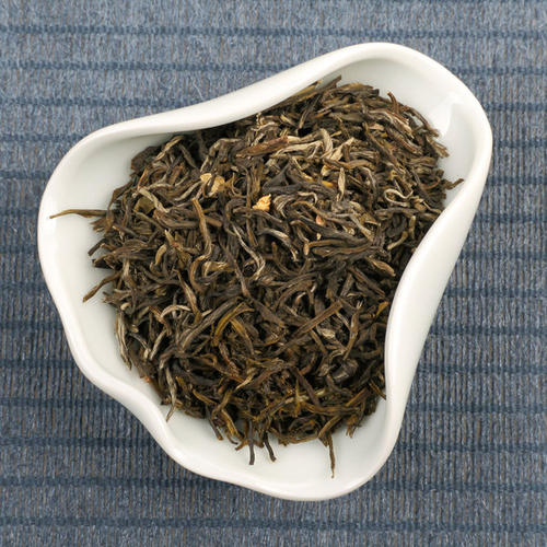 张一元茉莉花茶：汤清味浓，入口芳香回味无穷