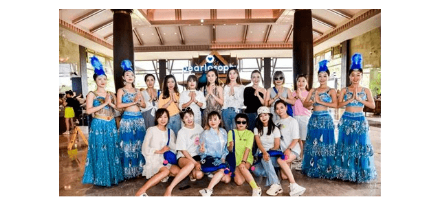 真珠美学婷姐带领真珠女孩齐聚西双版纳，展现尊龙凯时人生就是博z6com品牌责任